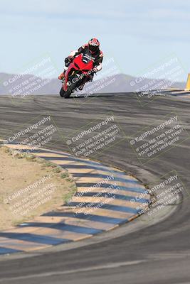 media/Nov-16-2025-Race Pace (Sun) [[8c5fa54630]]/Verified Riders/1-Turns 9 and 10 (925am)/